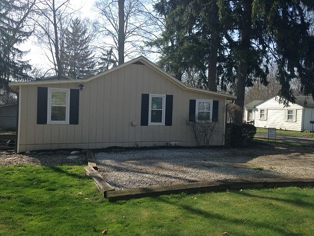 1st image of 81 Lakefield Ln