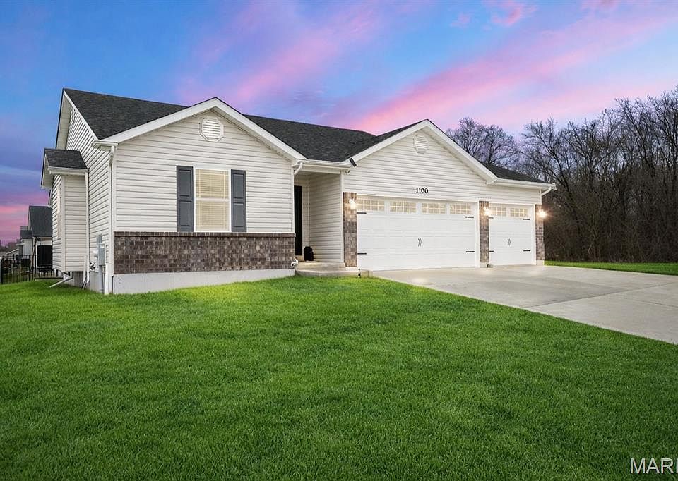 1st image of 1100 Baseball Dr