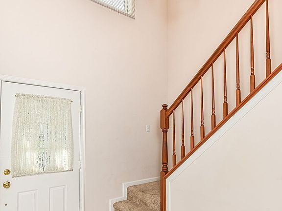 2nd image of 14811 Beacon Blvd