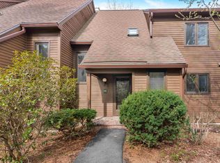 522 Acorn Ln, Shelburne, VT 05482