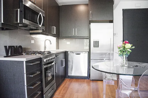 Rented by Pink Stone Realty LLC | media 20