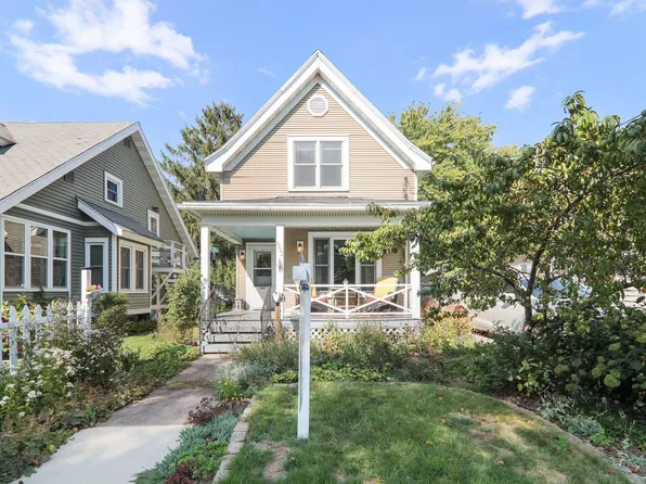 3222 James St, Madison, WI 53714