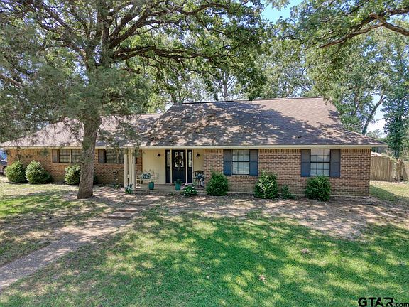 2nd image of 10925 Mosswood Dr