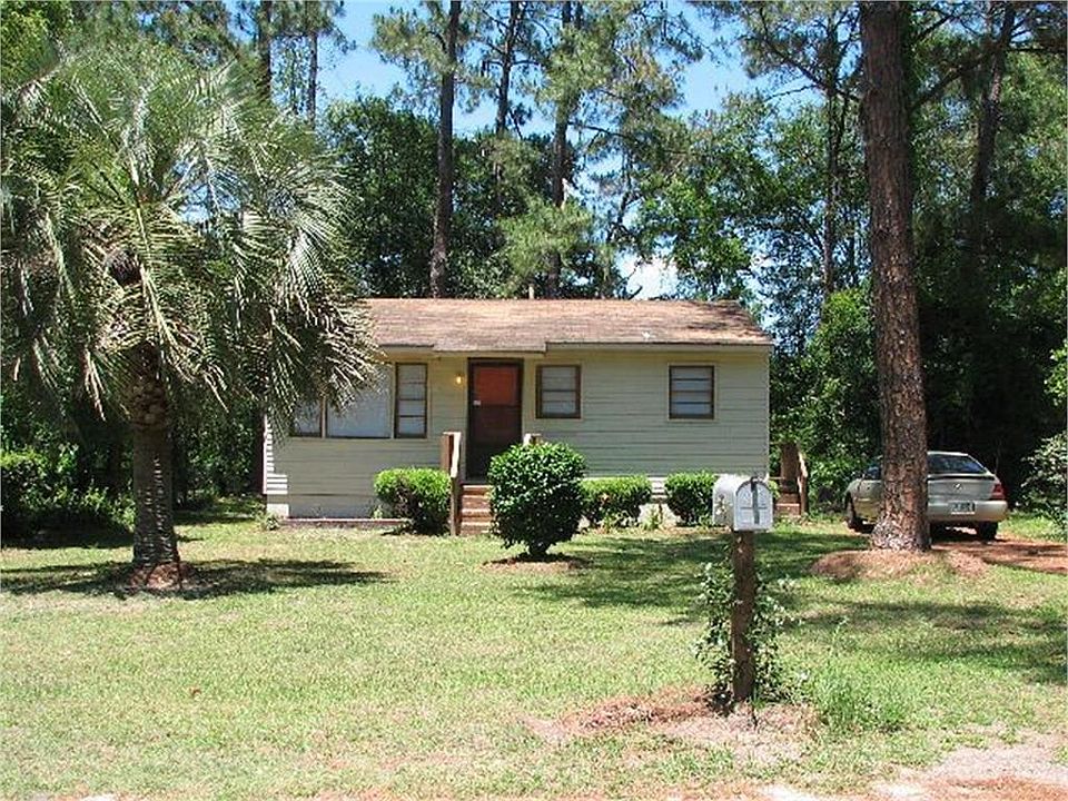 1st image of 610 E Brookwood Dr