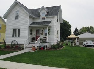 220 Center St, Randolph, WI 53956