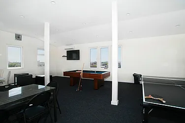 Rented by Level Group