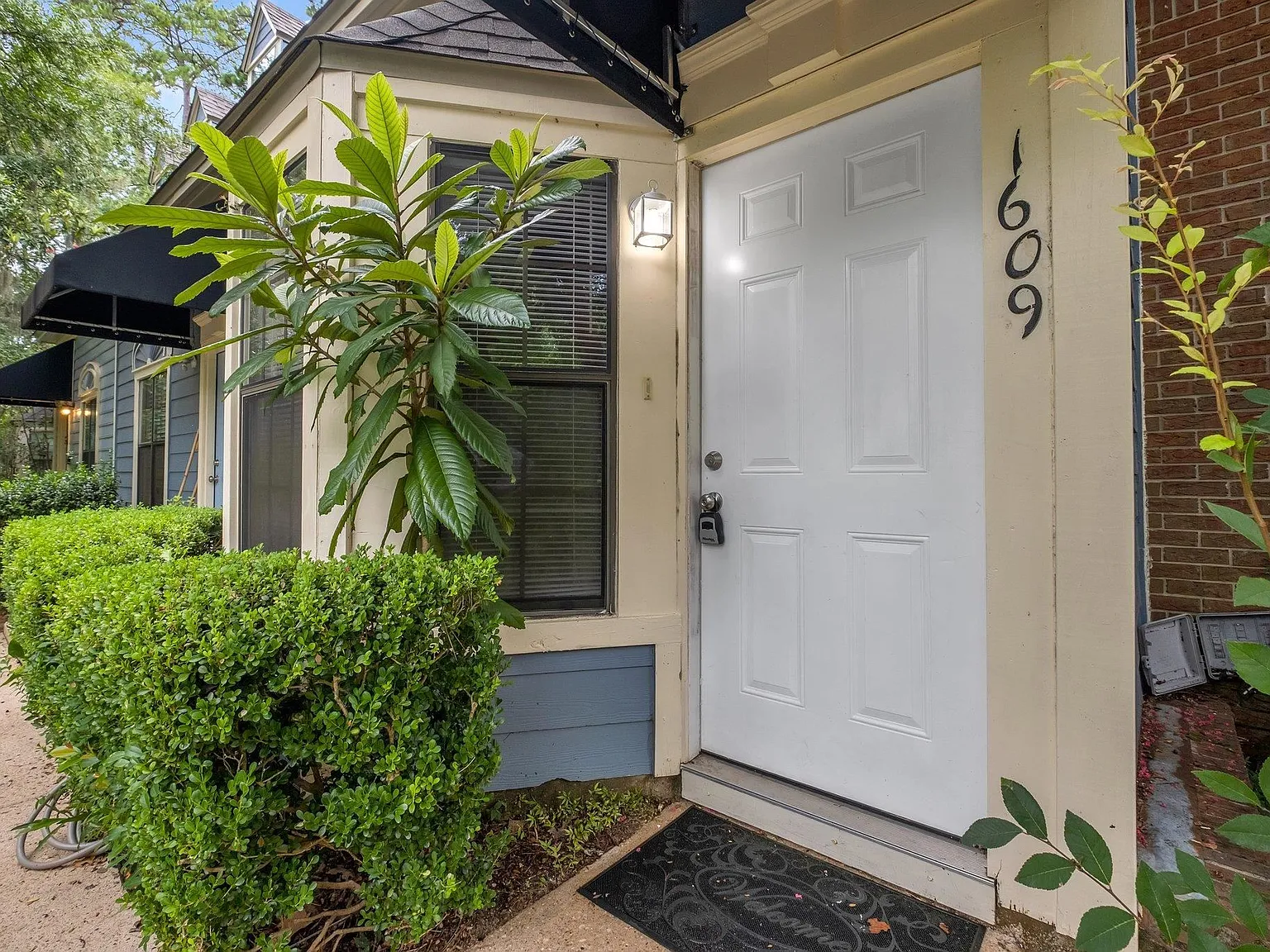 2 bed, 2.0 bath, 1130 sqft, $1,495 — Photo 1