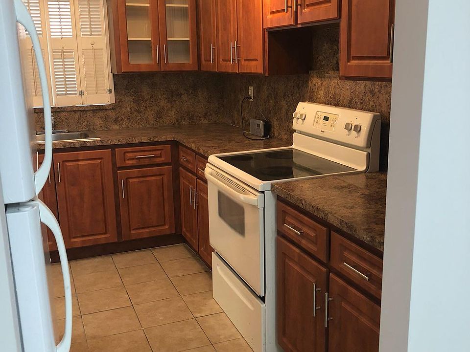 1st image of 6130 W 21st Ct APT 508