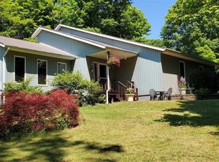 45 Beck Rd, Poughkeepsie, NY 12601