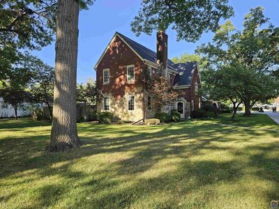 1801 SW Pembroke Ln, Topeka, KS, 66604