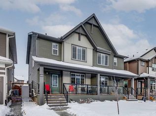 226 S Midgrove Mews SW, Airdrie, AB T4B1A2