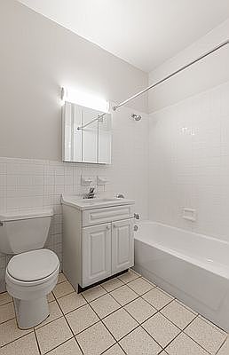 5th image of 321 W 54th St APT 508