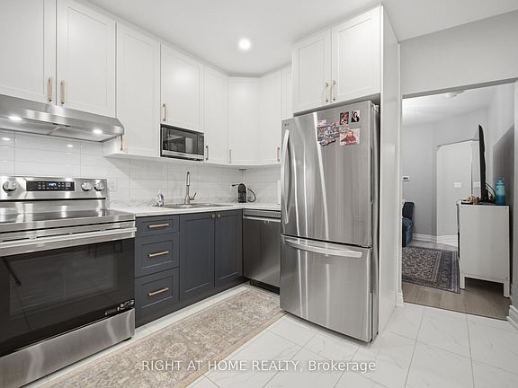 4th image of 20 Rockwell Ave