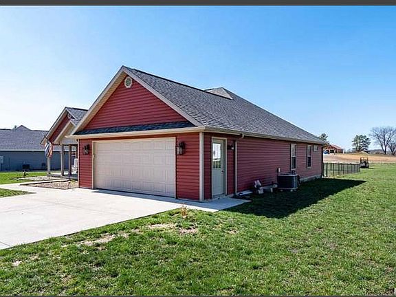 5th image of 1802 Roye Ln