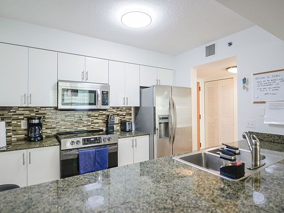 5th image of 1200 Brickell Bay Dr APT 4020