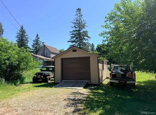 605 Walnut St, Norway, MI 49870