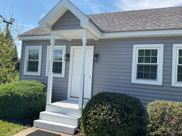 15 Owl Hill Rd, Lititz, PA 17543