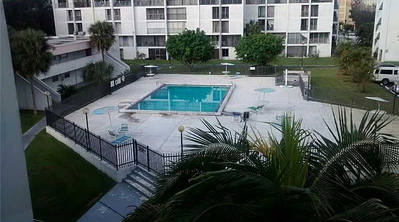 2nd image of 9180 Fontainebleau Blvd APT 406