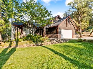 12688 Princeton Dr, Auburn, CA 95603