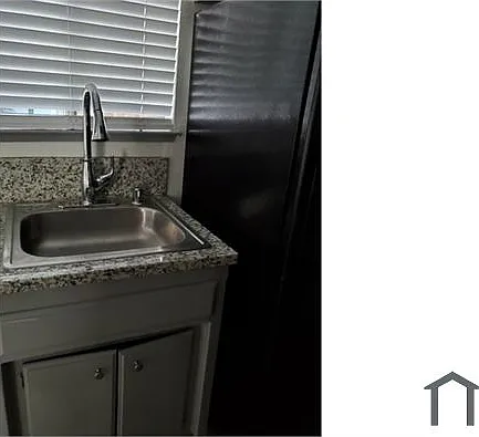 2724 El Caprice Dr #1 — Photo 6