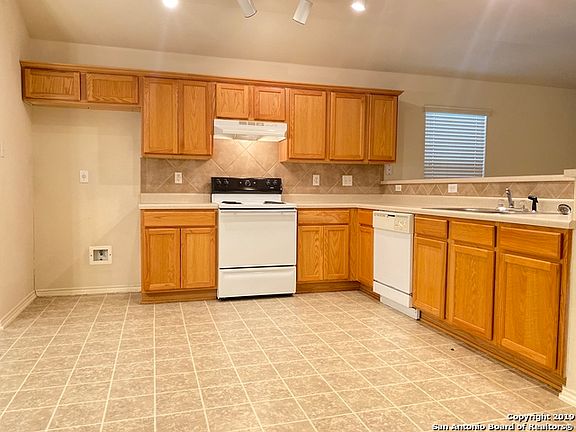 3rd image of 7206 Painter Way