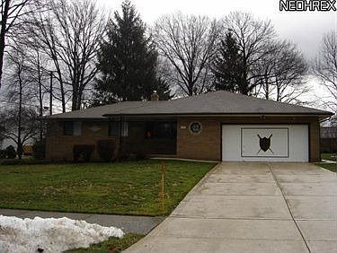 1st image of 1020 E Decker Dr