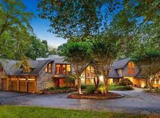 536 Springvale Rd, Great Falls, VA 22066