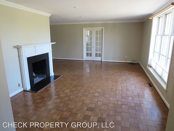 5th image of 800 Ashland Ave