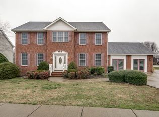 1210 Chapmans Retreat Dr, Spring Hill, TN 37174