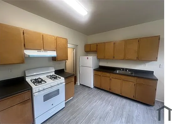 1 bed, $1,699 — Photo 4