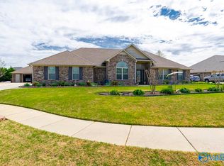 13188 Abbington Ln, Athens, AL 35613