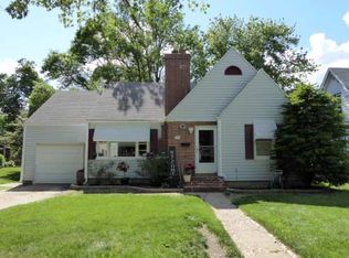 1344 5th Ave, Windom, MN 56101