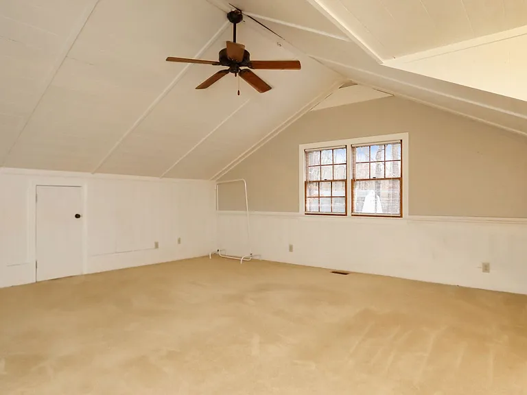 227 Aspen Blvd — Photo 21