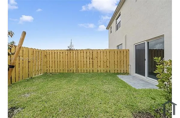 Building Photo - 33816 SW 194th Ct
