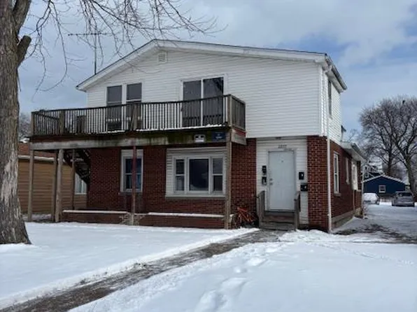 2205 Eshcol Ave, Zion, IL 60099