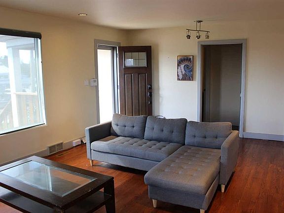 3rd image of 323 3rd St S