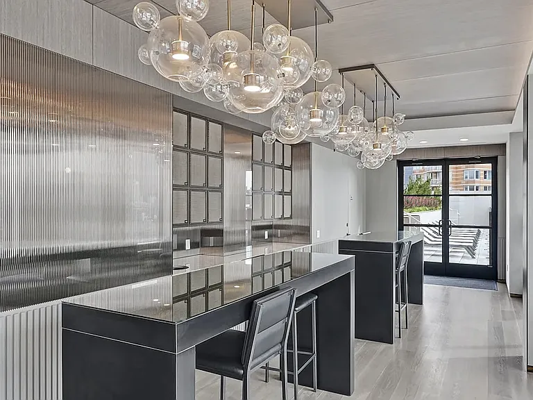 520 W 43rd St #2MM — Photo 18