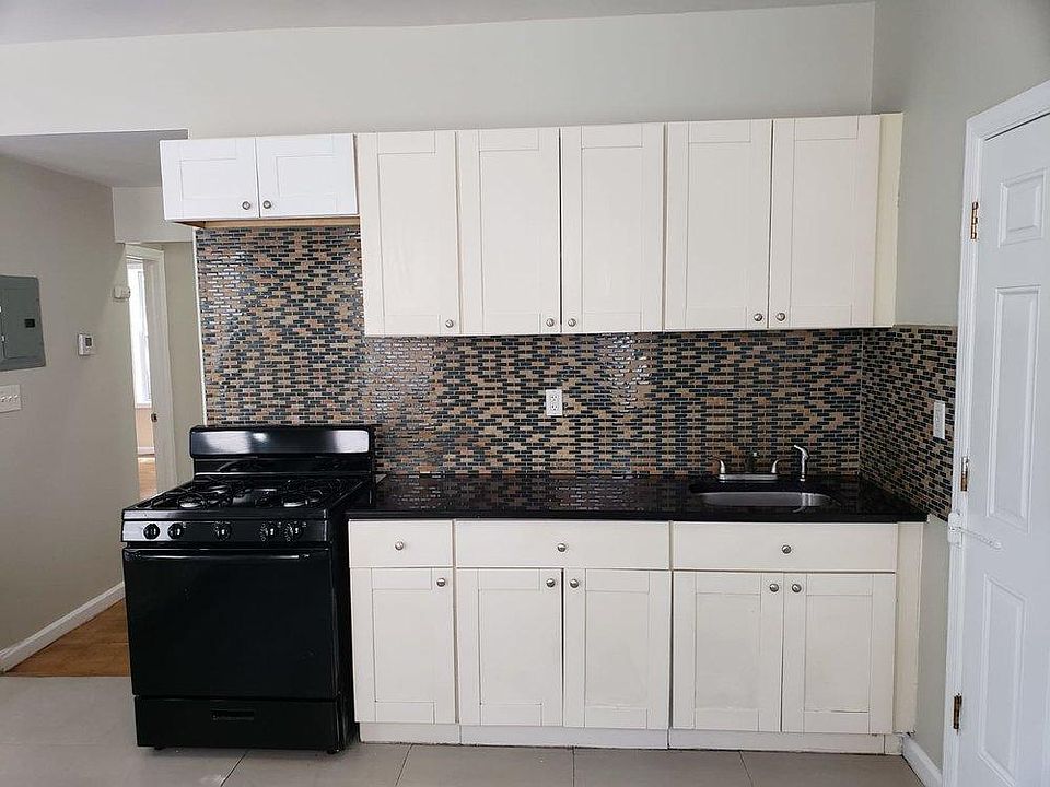 1st image of 454 Irvine Turner Blvd #3