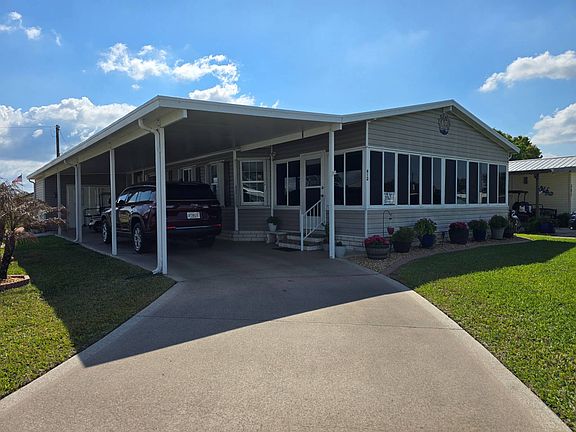 2nd image of 412 Harmony Ln