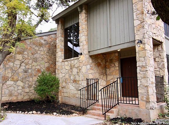 3rd image of 26734 Sagitarius Ln