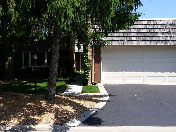 3rd image of 1801 Somerset Ln