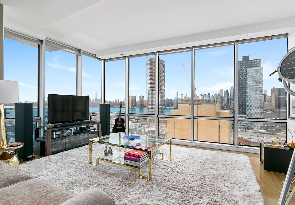 1st image of 519 Borden Ave APT 11M