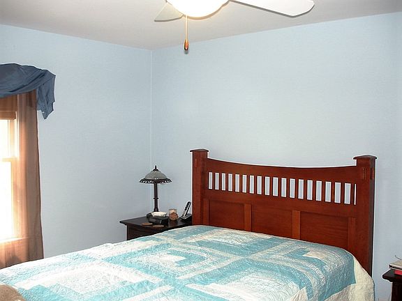 3rd image of 8019 Marshall Dr