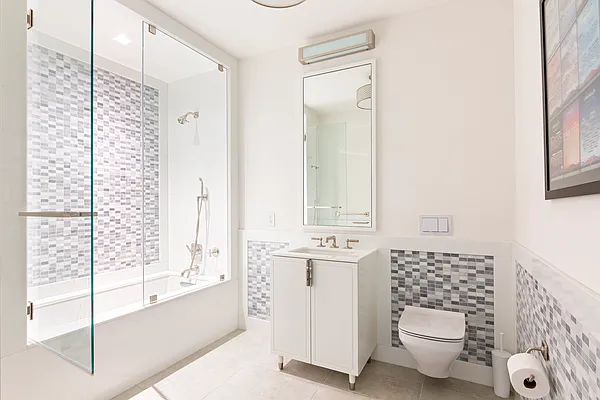 Rented by Corcoran | media 25