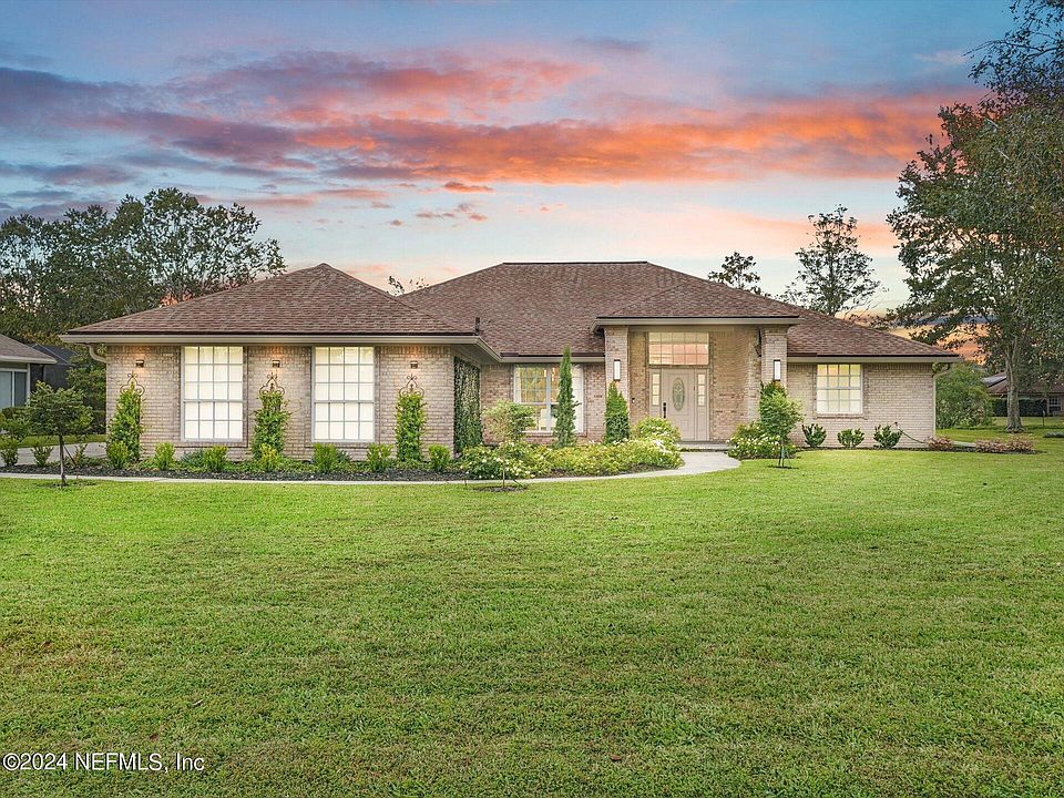1st image of 1806 ROYAL FERN Lane