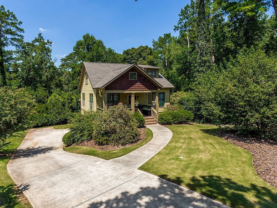 1st image of 2105 Wildrose Dr