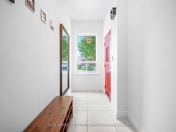 4th image of 546 Dufferin St