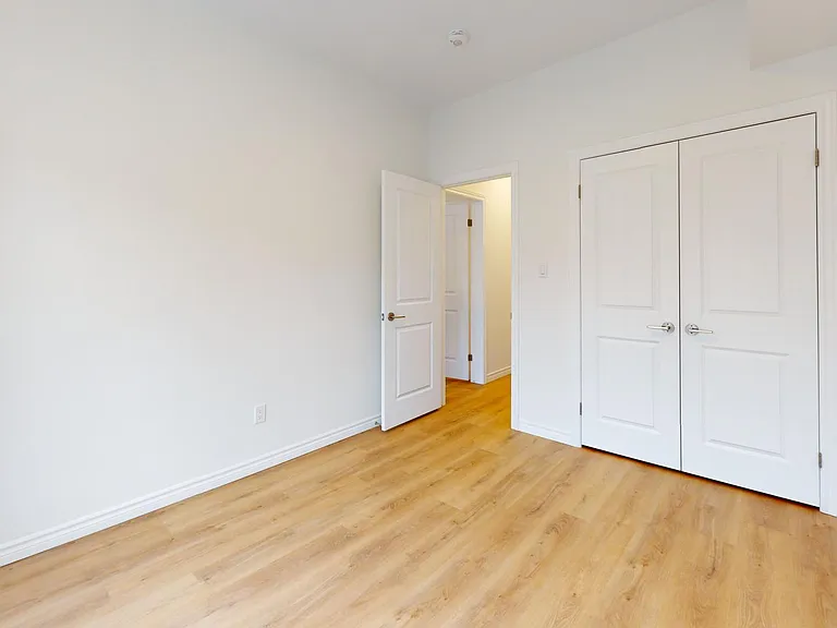 454 Pond Mills Rd #11 — Photo 10