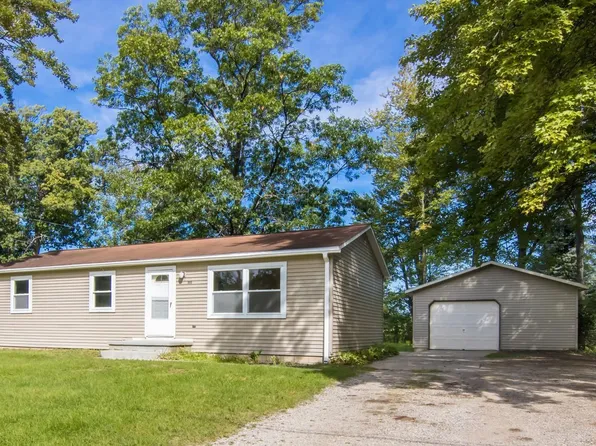 803 George St, Traverse City, MI 49686