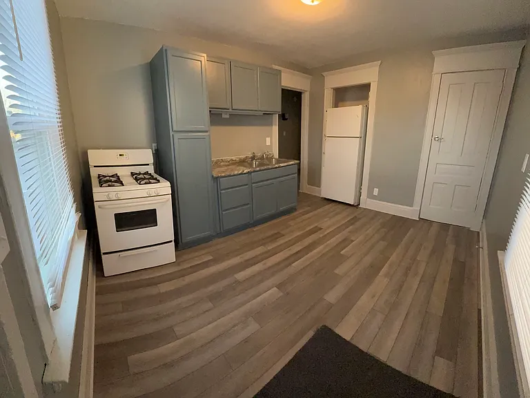 2216 W 3rd St #1/2 — Photo 1